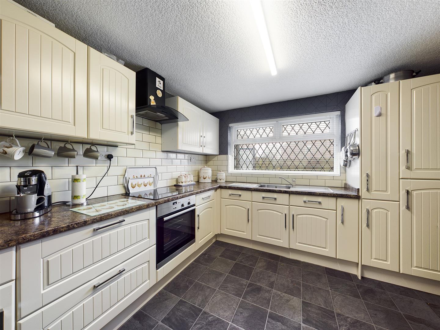 Maple Road, Bridlington Belts Estate Agents